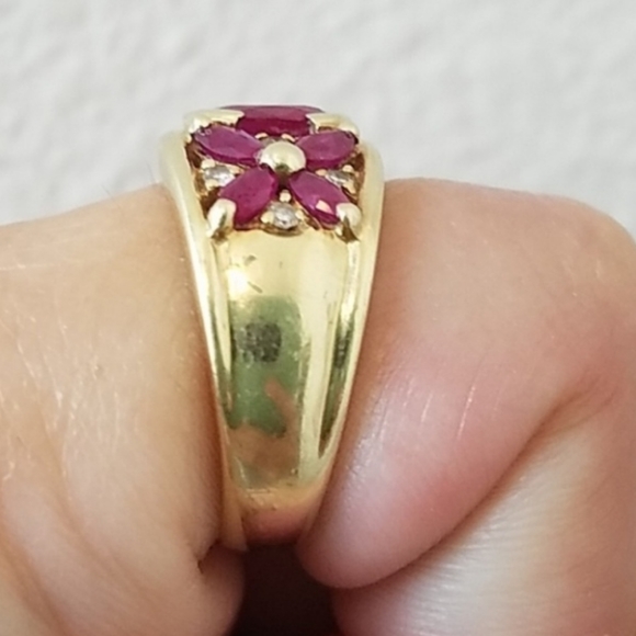 ❤️ 14kt Yellow Gold Ruby & Diamond Ring‼️ - Picture 7 of 8